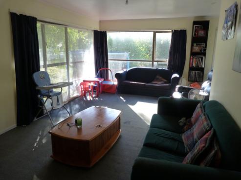 12B Lorraine Place, Glenview