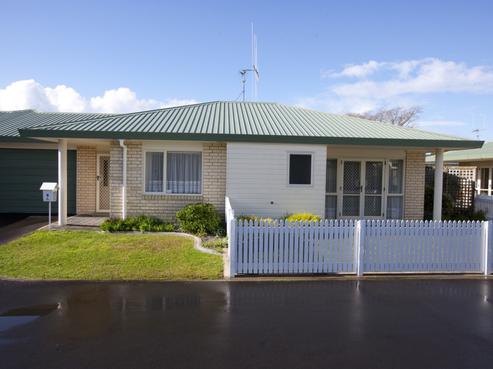 3/113 Cobham Drive, Hamilton East