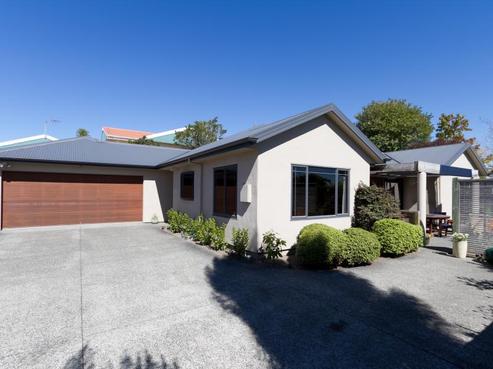 4 Lindsay Street, Havelock North
