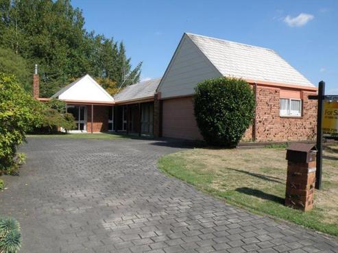 17 Kestrel Crescent, Matamata