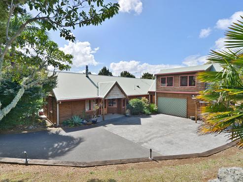 121 Dip Road, Kamo