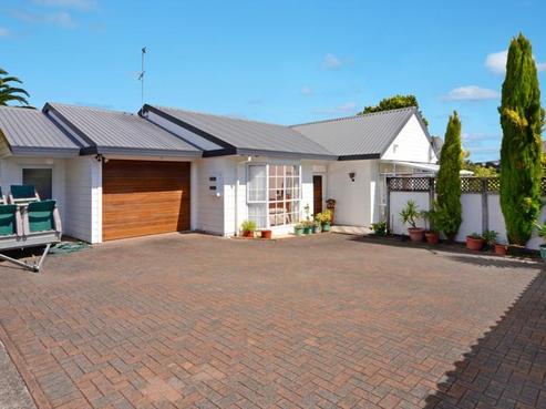 2/460 East Coast Road, Windsor Park