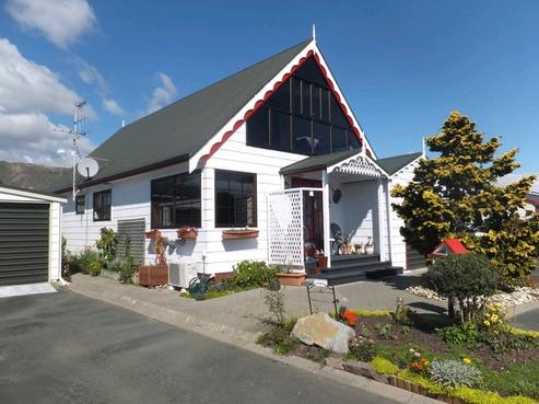 10 Dellwood Green, Richmond
