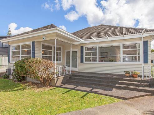 789 High Street, Boulcott