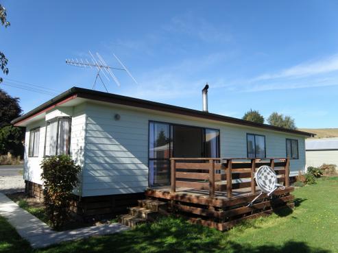 2 Sandown Street, Waihola