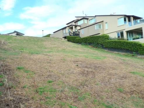 70 Compass Point Way, Half Moon Bay