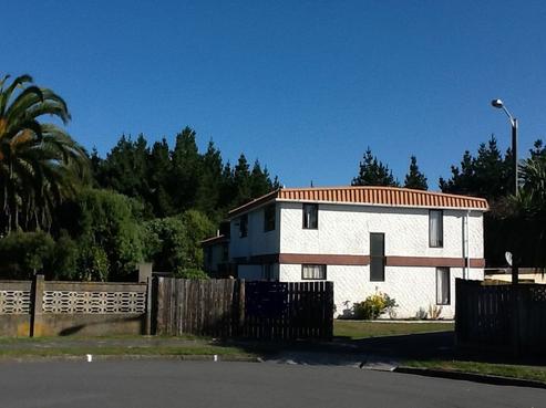 9D Ash Grove, Ranui