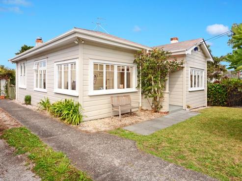 30 Eversleigh Road, Belmont