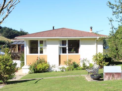 31 Hugh Street, Sawyers Bay