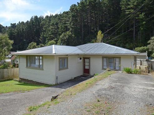 41 Elmslie Road, Pinehaven