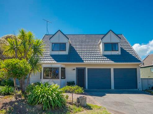 4 Regia Close, Half Moon Bay