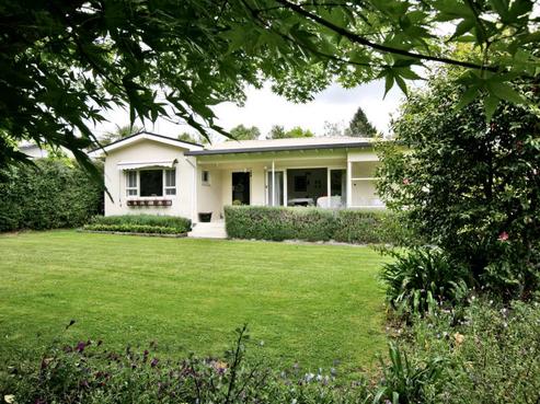10 Tainui Drive, Havelock North