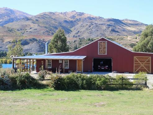 118 Barry Avenue, Cromwell