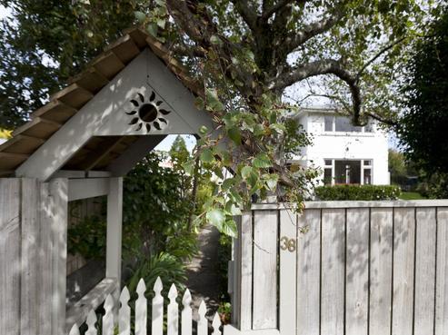 40 Belt Road, Moturoa