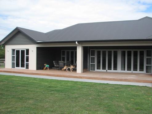 21 Bossons Road, Te Aroha