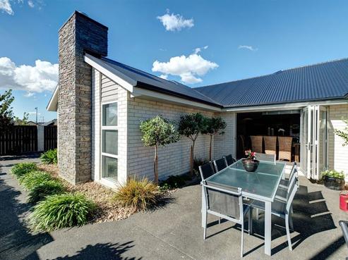 7 Bernice Crescent, Yaldhurst