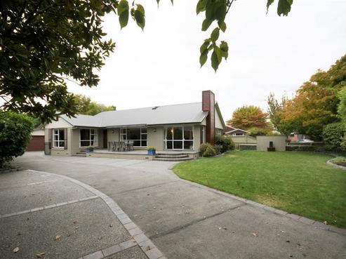 18 Burnside Crescent, Burnside