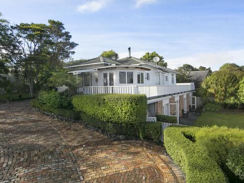 2 Chamari Close, Titirangi