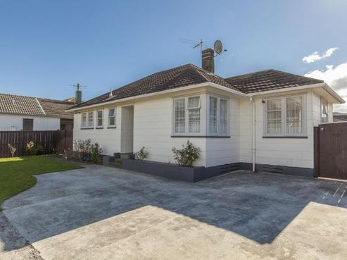 155 Oxford Terrace, Epuni