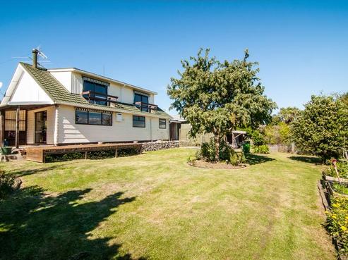 74 Trewavas Street, Motueka