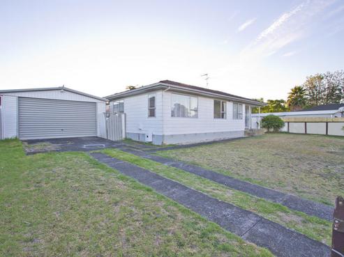 6 Fiesta Drive, Half Moon Bay