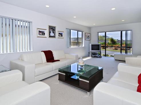 71 Magma Crescent, Stonefields