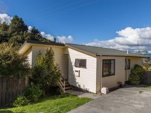 1/126 Tirohanga Road, Tirohanga