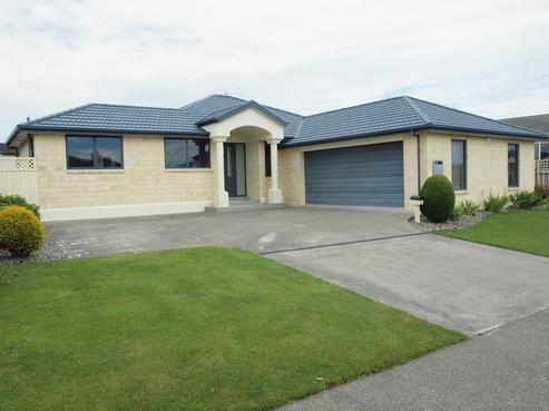 6 Rosewood Drive, Rosedale