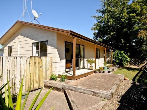 8 Taksan Place, Pukete