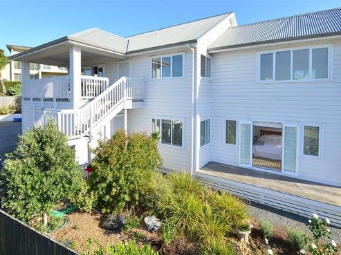 15 Double Bay Place, Army Bay