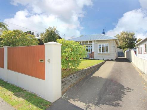 42 Penrose Street, Woburn
