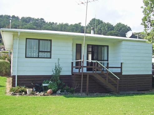 6 North Street, Mokau