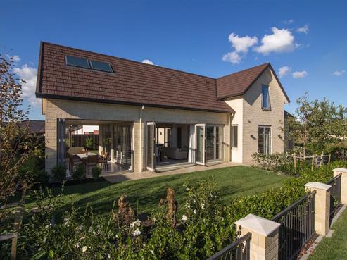 8 Lombardia Way, Karaka