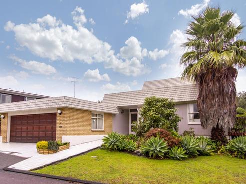 4 Poseidon Place, Half Moon Bay