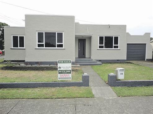 30 Victoria Street, Hawera