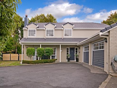 31 Lexington Drive, Botany Downs