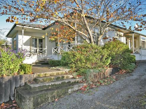 6 Tainui Drive, Havelock North