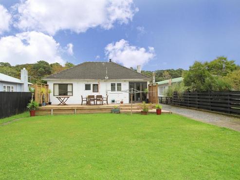 55 Dover Road, Wainuiomata