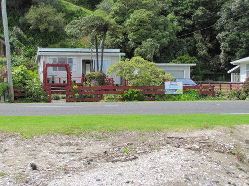 886 Thames Coast Road, Te Mata