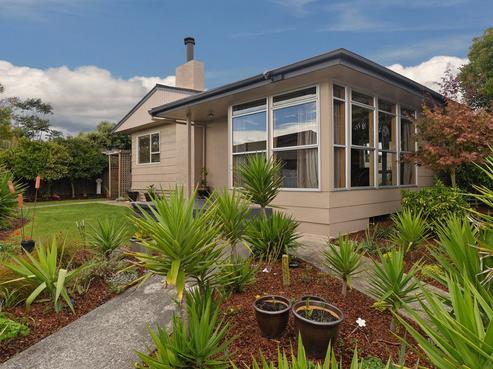 9 Field Place, Richmond