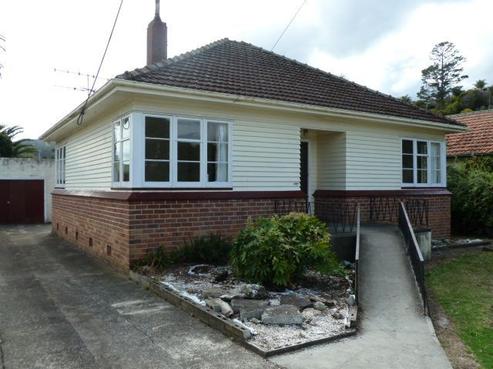 207 Fenton Street, Thames