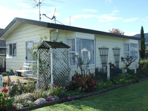 2 Ashcroft Place, Richmond