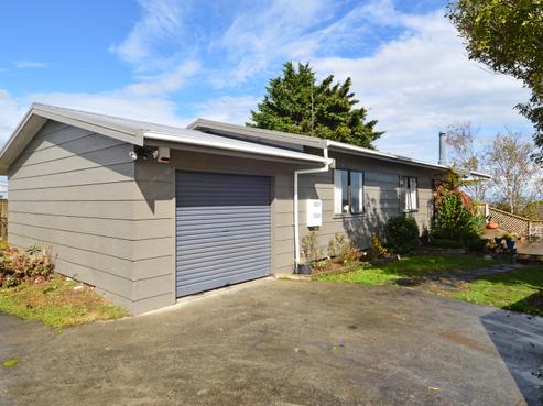 2/45 Templeton Place, Clendon Park