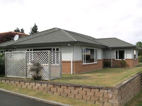 13 Birchwood Lane, Hilltop