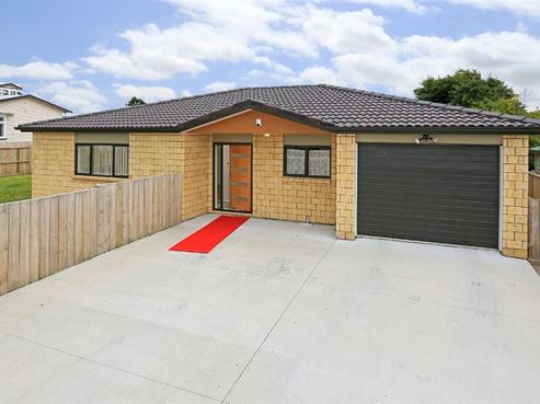 18 Airdrie Road, Ranui