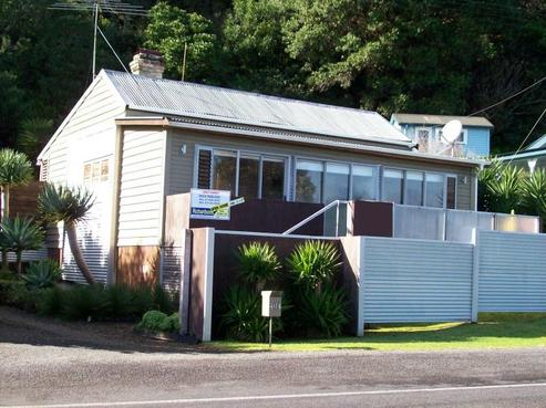 404 Thames Coast Road, Te Puru