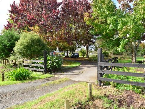 258 Boord Crescent, Kumeu