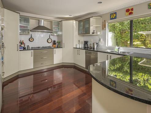 45 Medallion Drive, Oteha