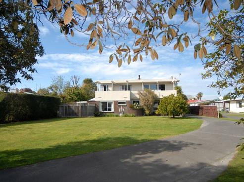 808 Pepper Street, Raureka