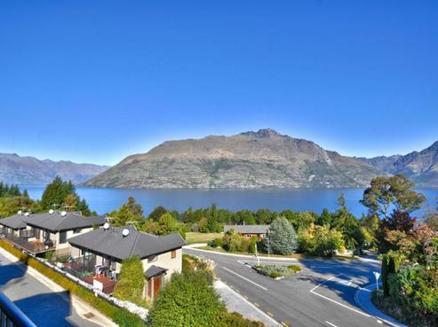 1/8 Mckerrow Place, Fernhill/Sunshine Bay